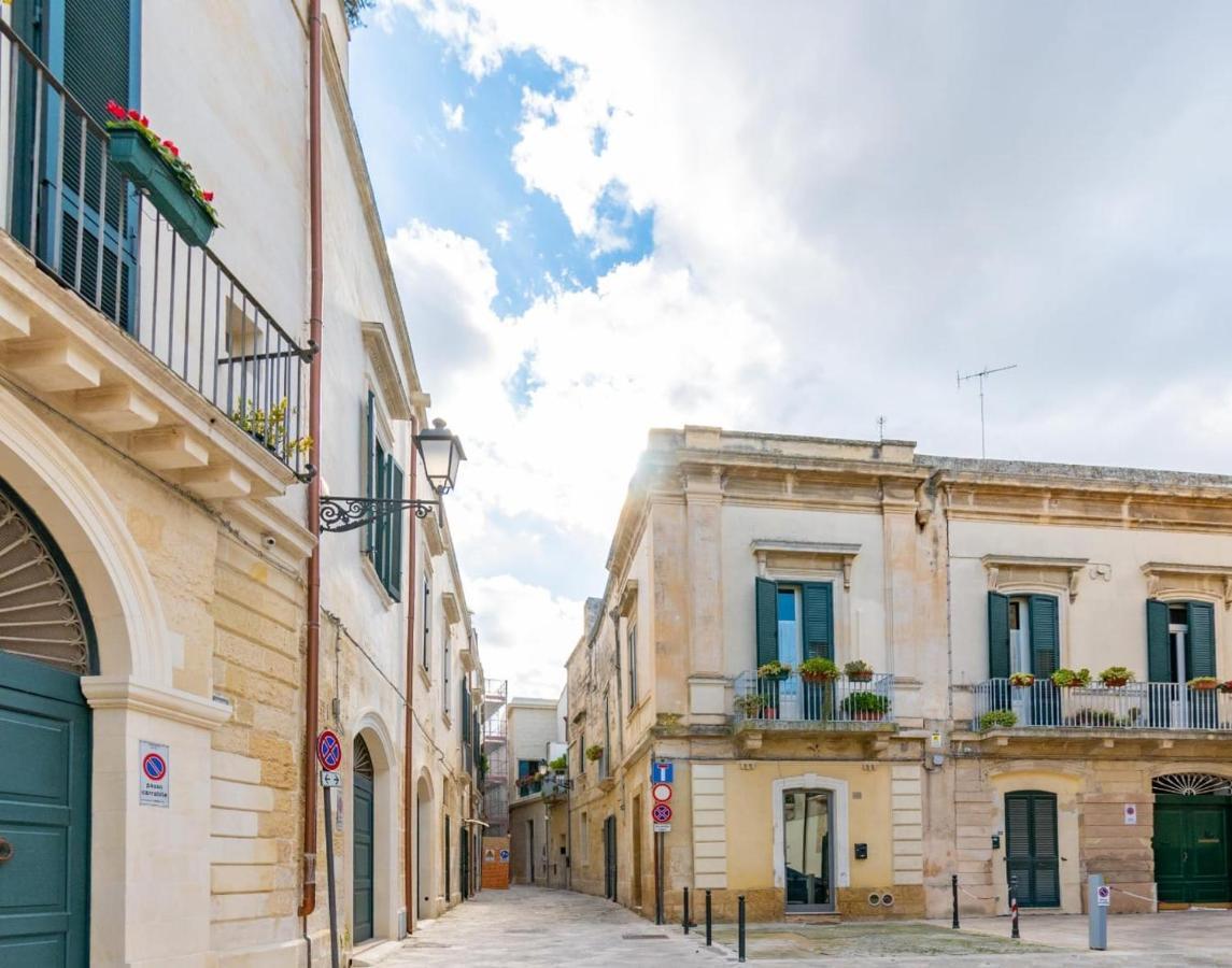 Andrea'S Hotell Lecce Exteriör bild